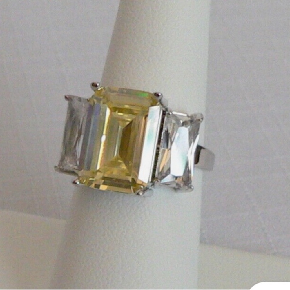 NWT Park Lane Canary CZ Ring Sz10 RARE!! Discontinued Limited Edition